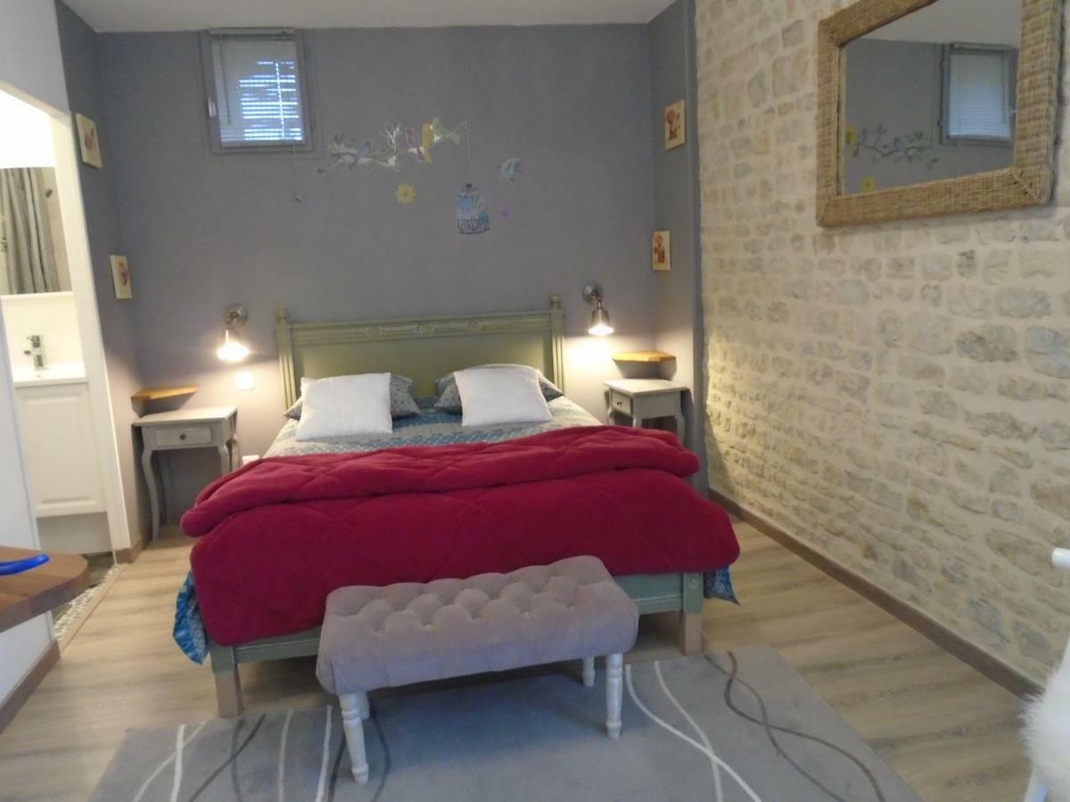 La Colombe Villa Formigny Bagian luar foto