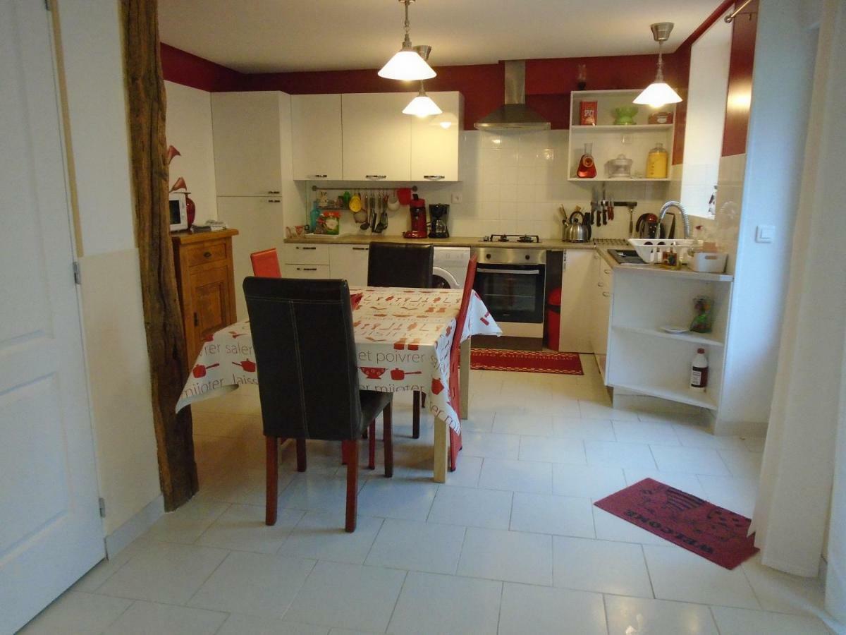 La Colombe Villa Formigny Bagian luar foto