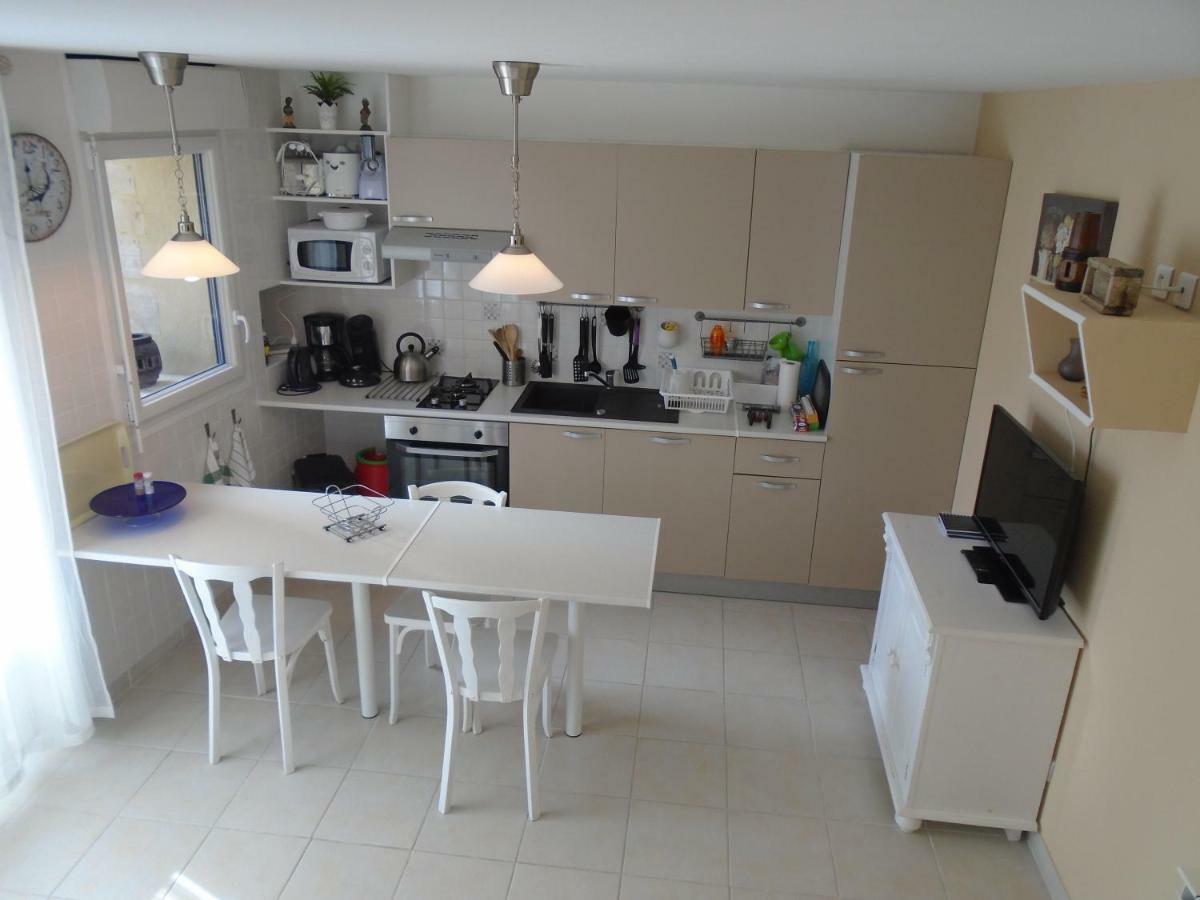 La Colombe Villa Formigny Bagian luar foto
